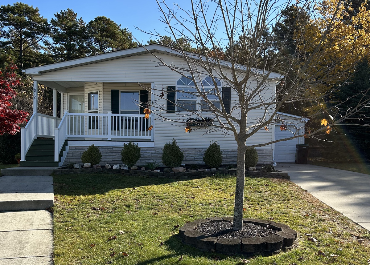 1012 Fernwood Way Whiting, NJ 08759